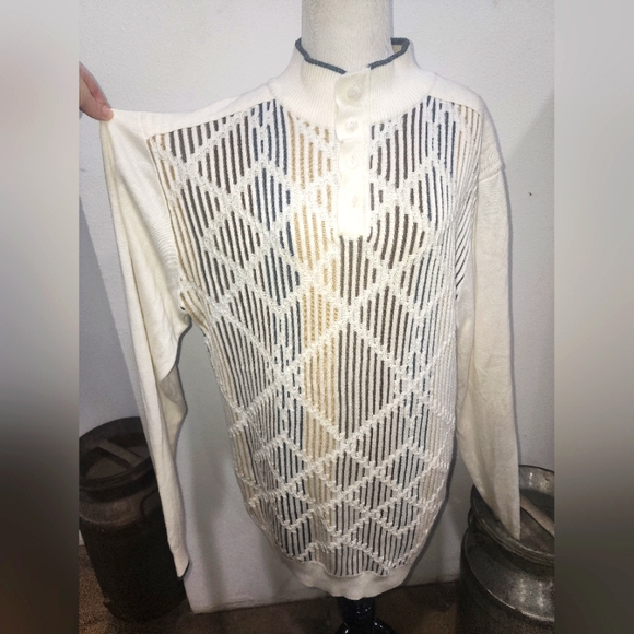 Steve Harvey Celebrity Edition Sweater Sz XL Off White Button Neck - Picture 1 of 12